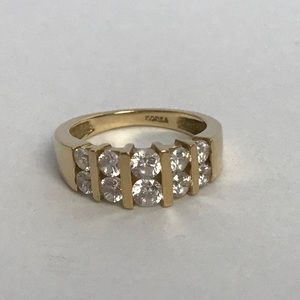 Ross Simon, Diamonique, 14 karat gold ring size 5